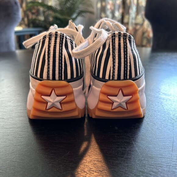 Womens Converse Run Star Hike Platform Sneakers - Picture 4 of 6